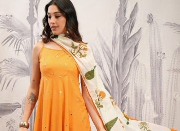 Best Indian Ethnic Dress for Independence Day